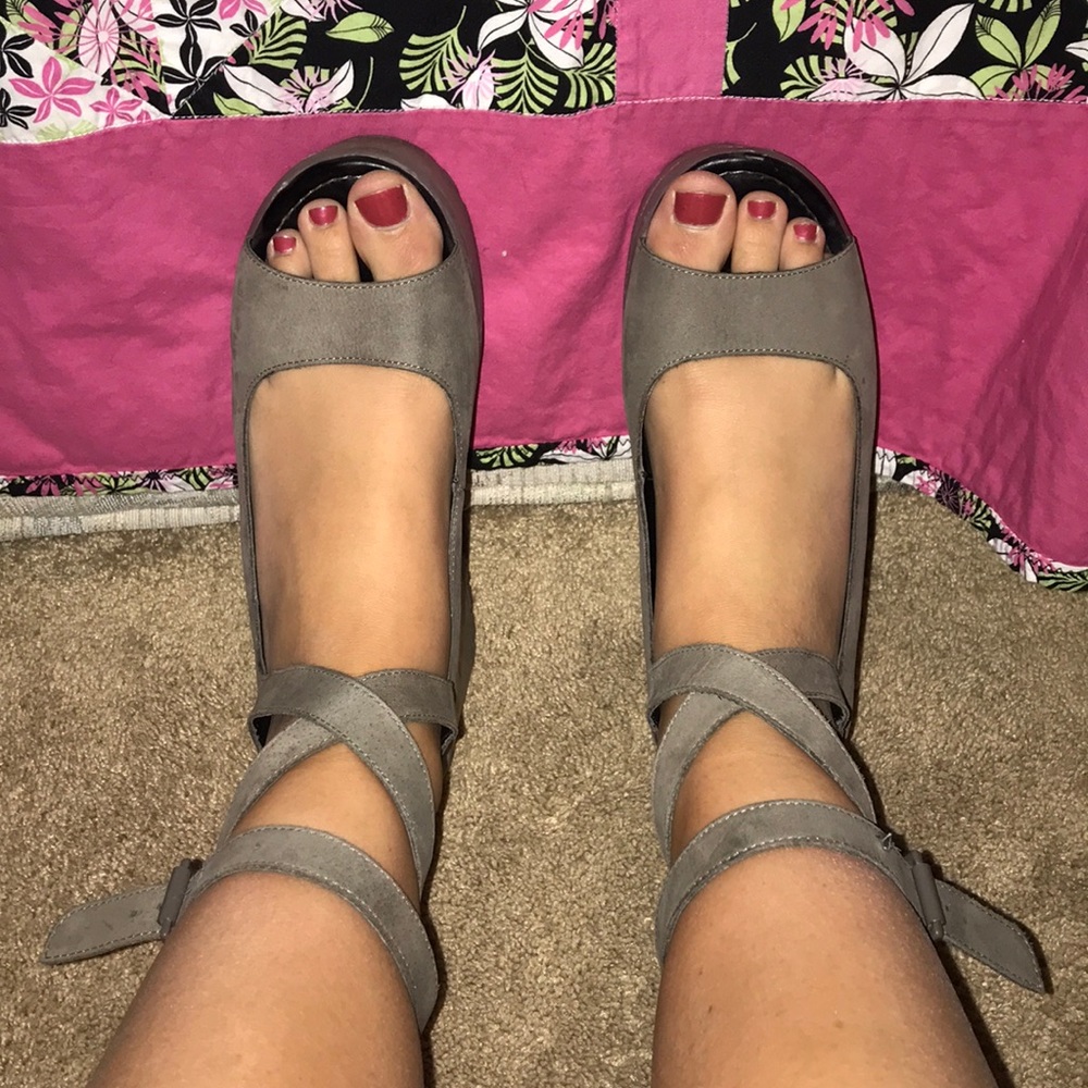 Wrap around platforms